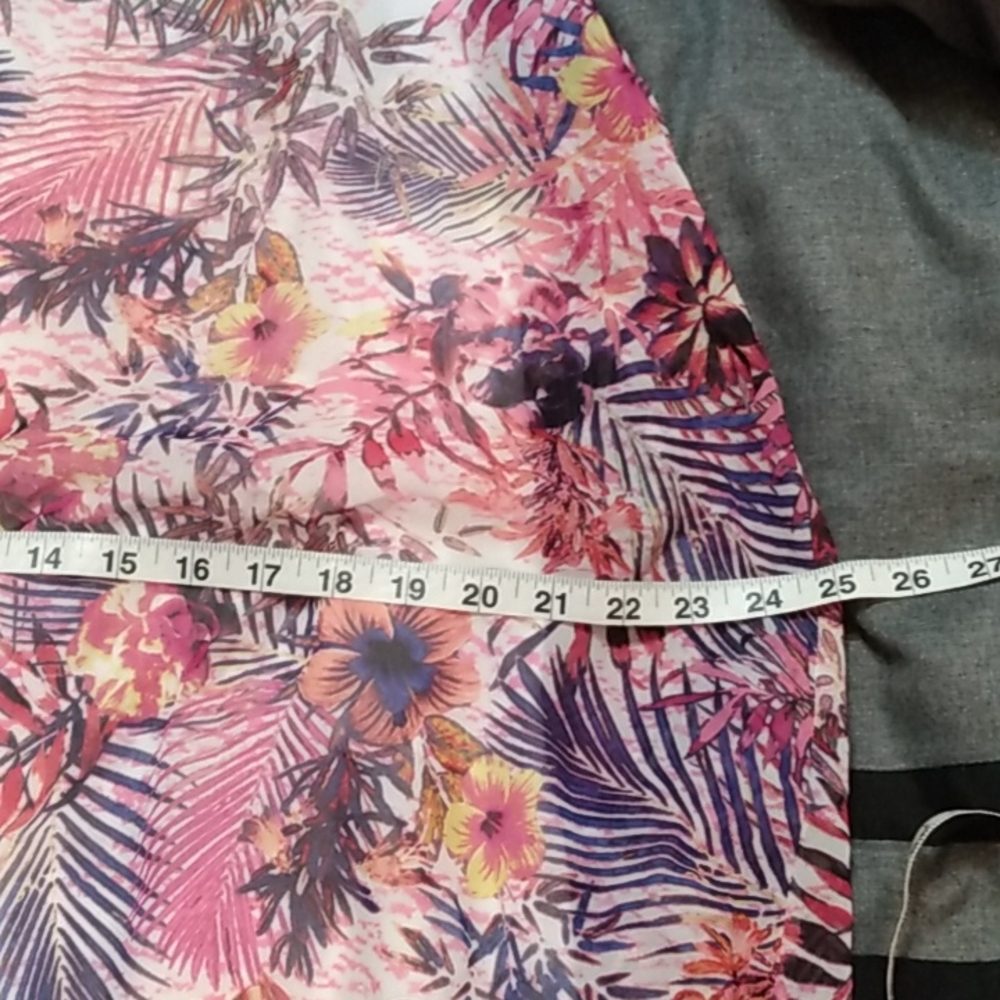 Floral dress - Picture 7 of 8